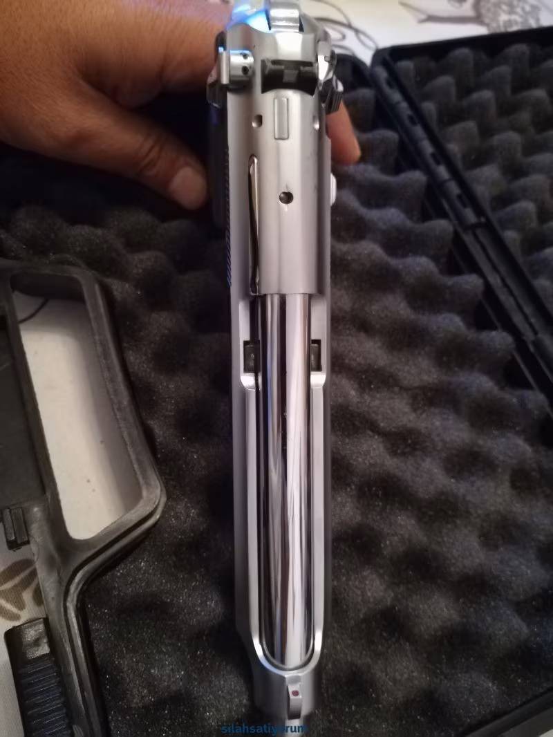 MEMURDAN TERTEMİZ BERETTA 92 FS