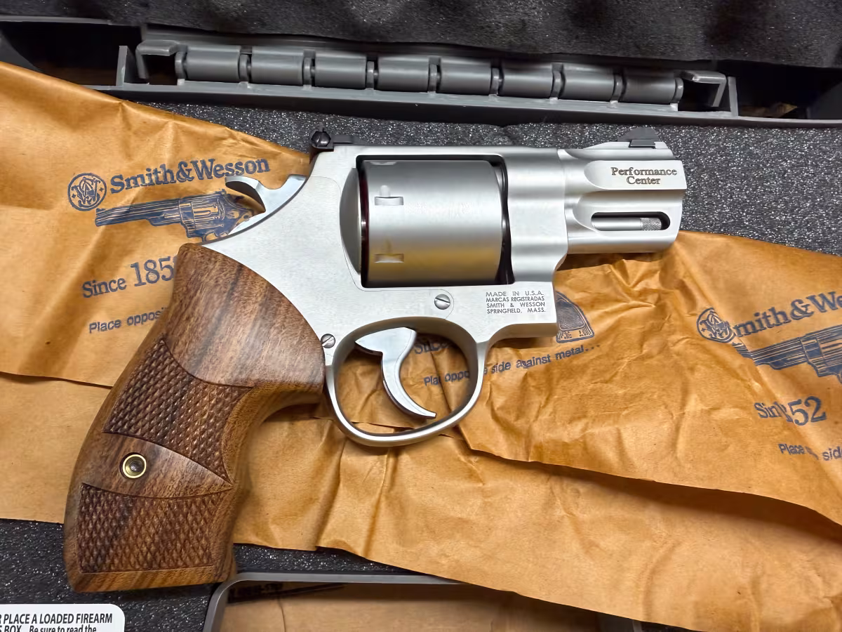 SMİTH&WESSON 357 MAGNUM Performance Center