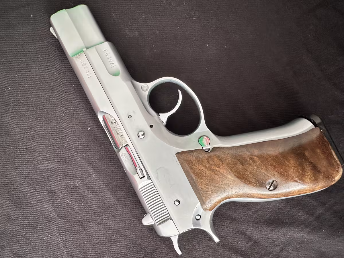 1988 Model T.C.POLICE CZ75 Özel Seri