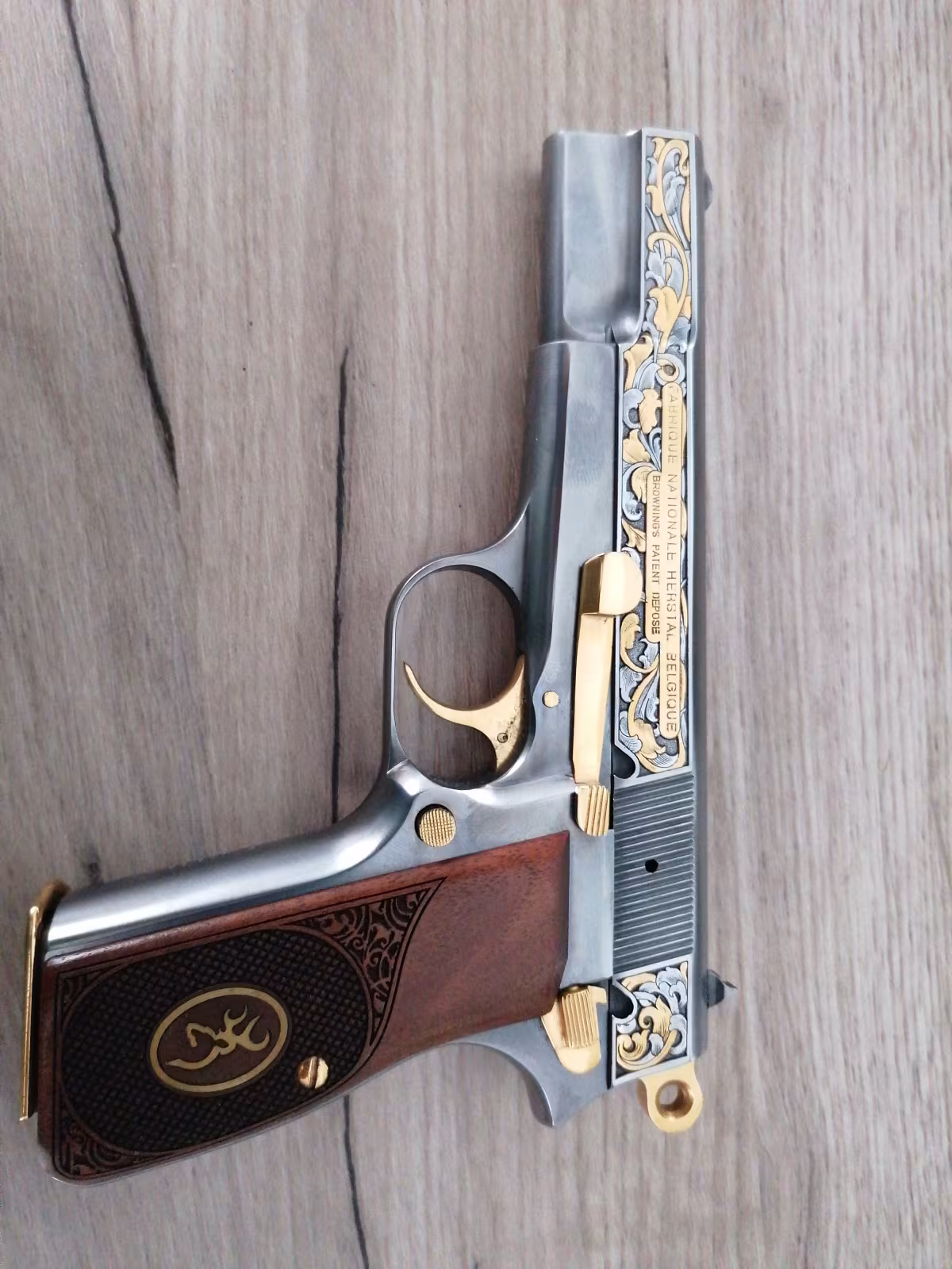 Memurdan ruhsatlı Browning 14lü