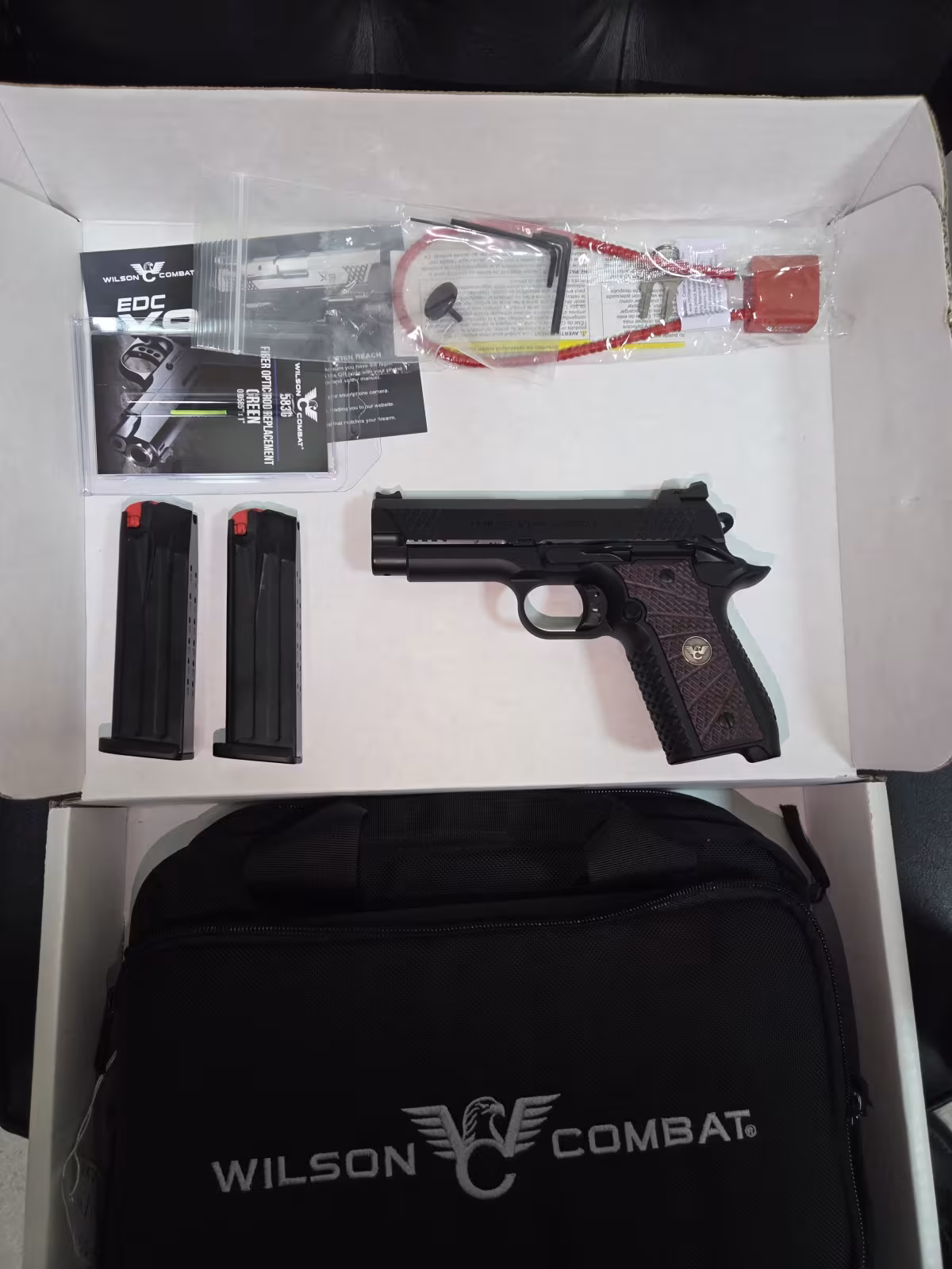 Wilson combat edc x9 2.0 silah kutusunda açılmamış
