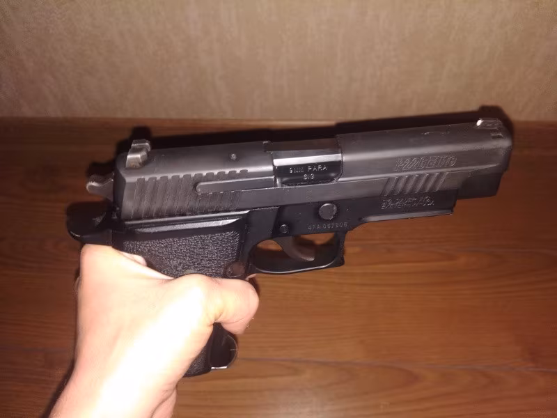 Az kullanılmış Sig Sauer P226 Elit