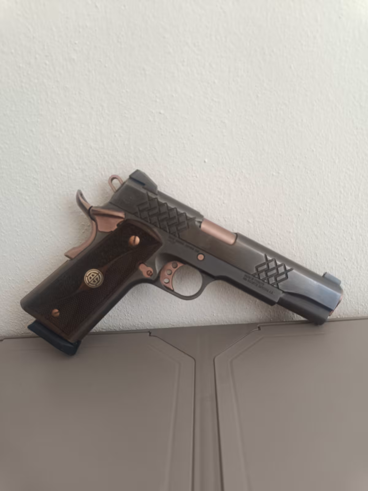 1911 titanyum