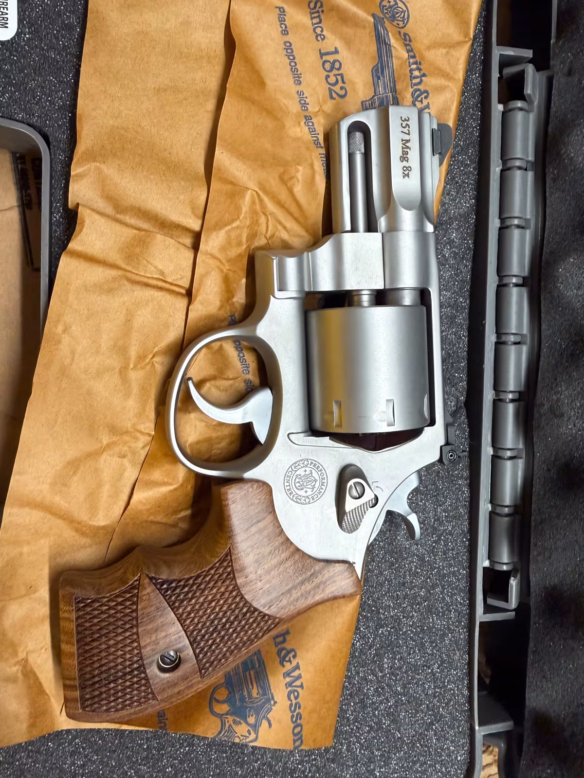 SMİTH&WESSON 357 MAGNUM Performance Center