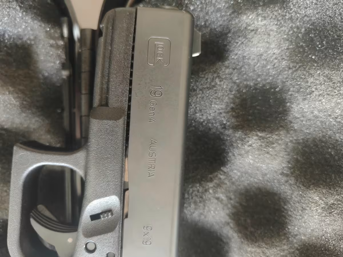 Memurdan sıfır glock 19 gen 4