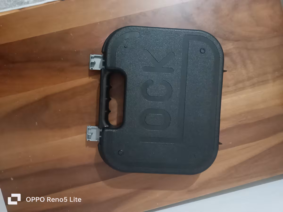 Polisten  kutusu ve tüm aparatlariyla Glock 19 gen 4