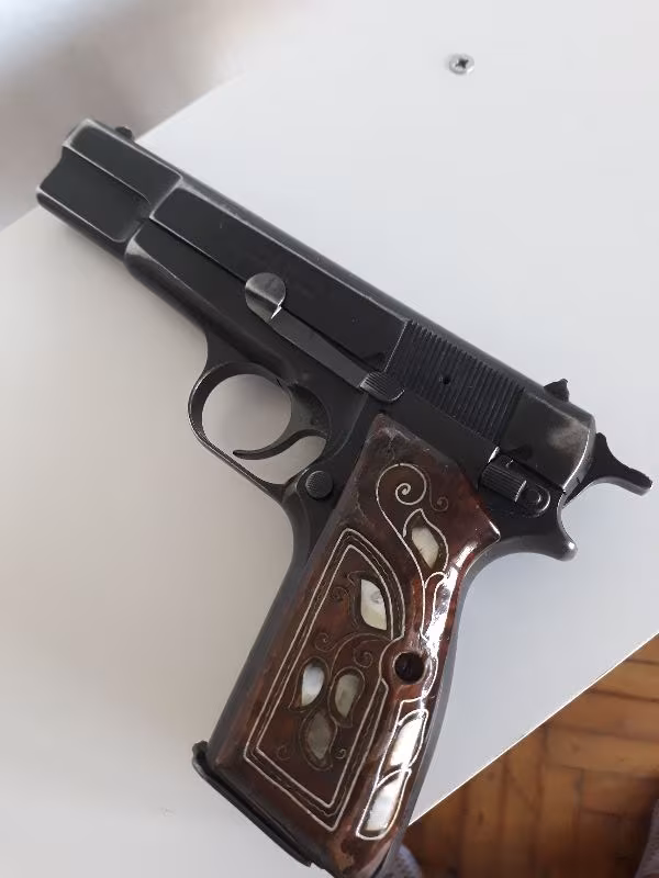 EMEKLI POLISTEN BELCIKA BROWNING 14 LÜ PV245