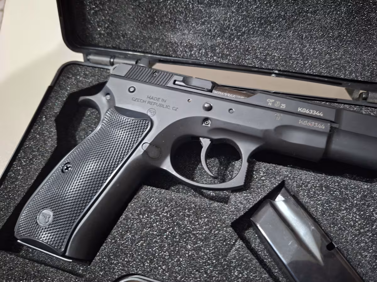 Memurdan satılık Cz 75 B