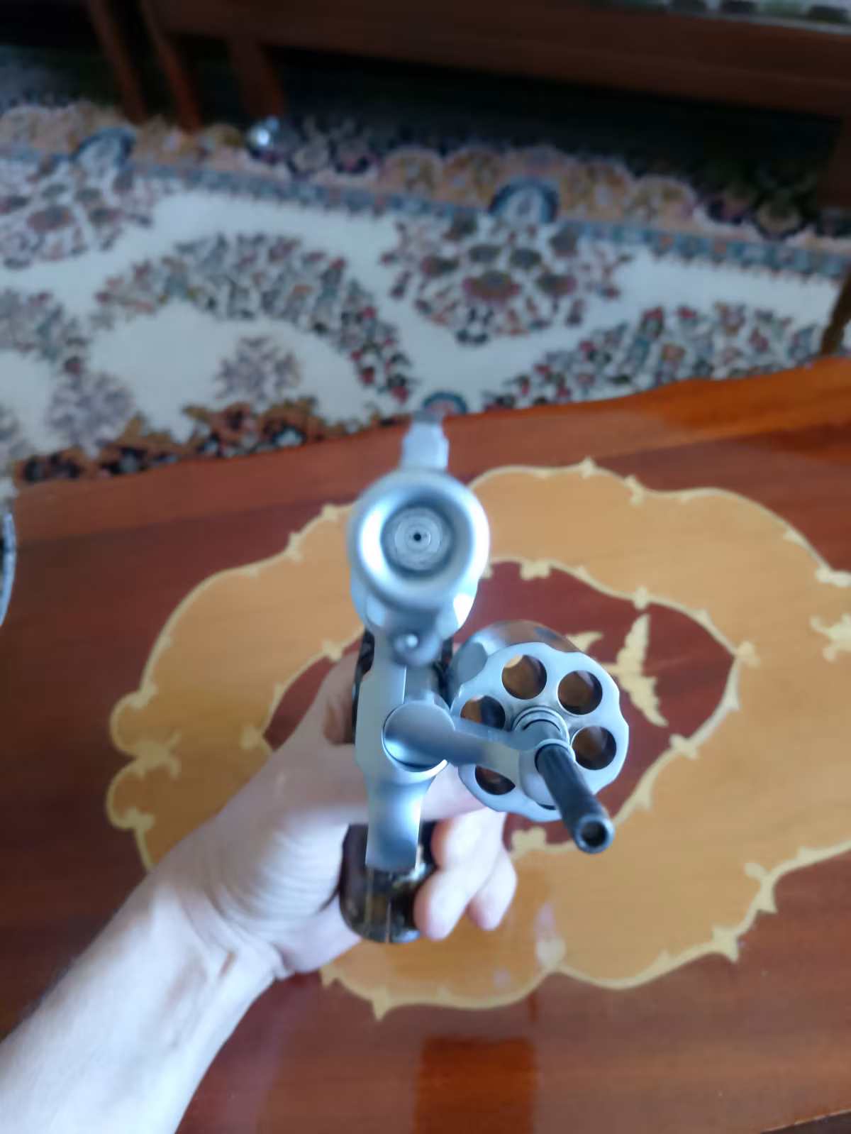 İhtiyaçtan satılık Smith Wesson 38 cal