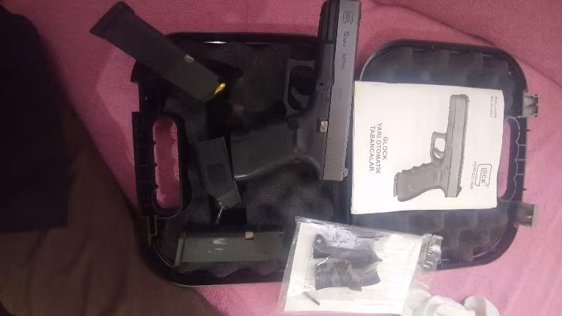 Temiz kullanılmamış glock