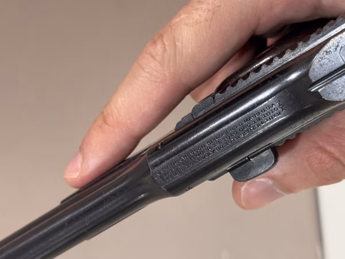 Koleksiyonluk İlk Yarı Otomatik Smith Wesson