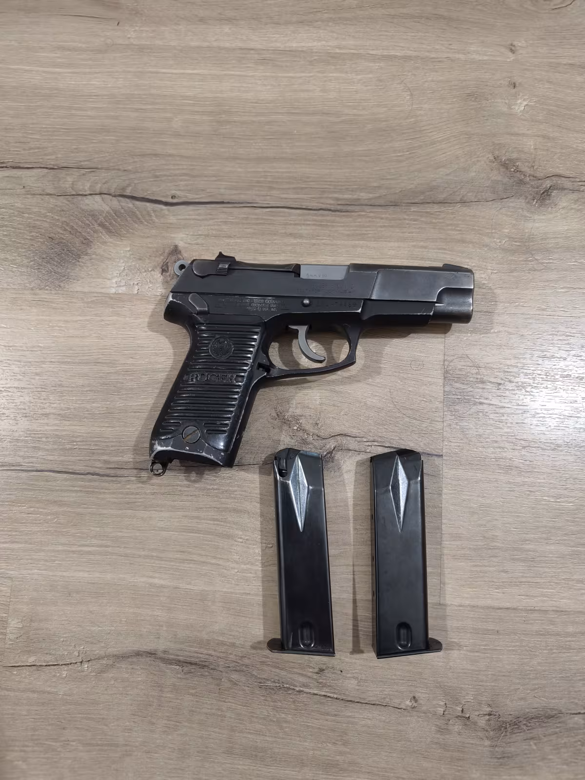 Emekli polis den ruger
