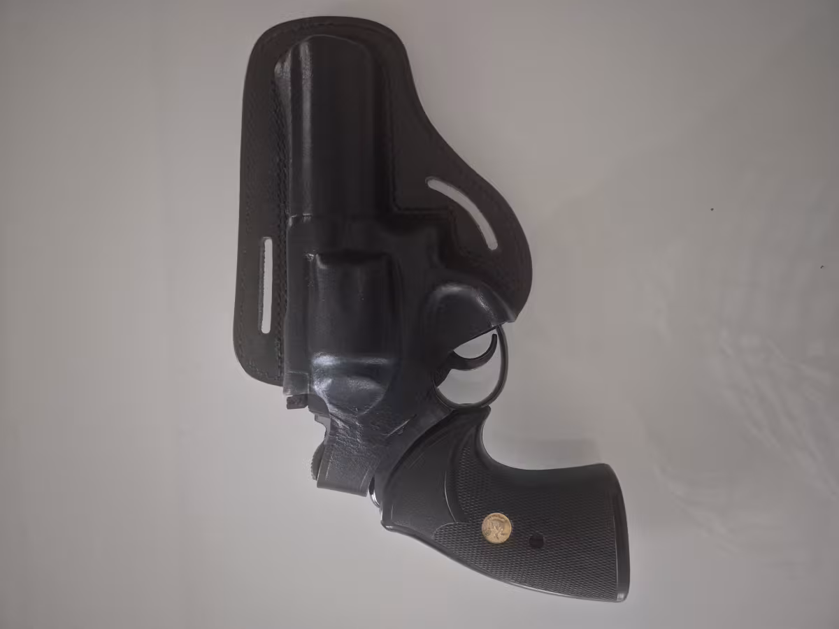 Avukattan Colt Python 4" (4 inç namlu) 3.57 Magnum
