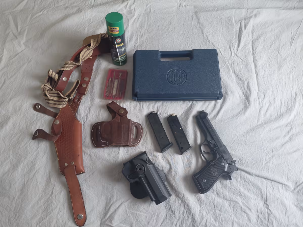 Sahibinden boyasız temiz Beretta 92 F