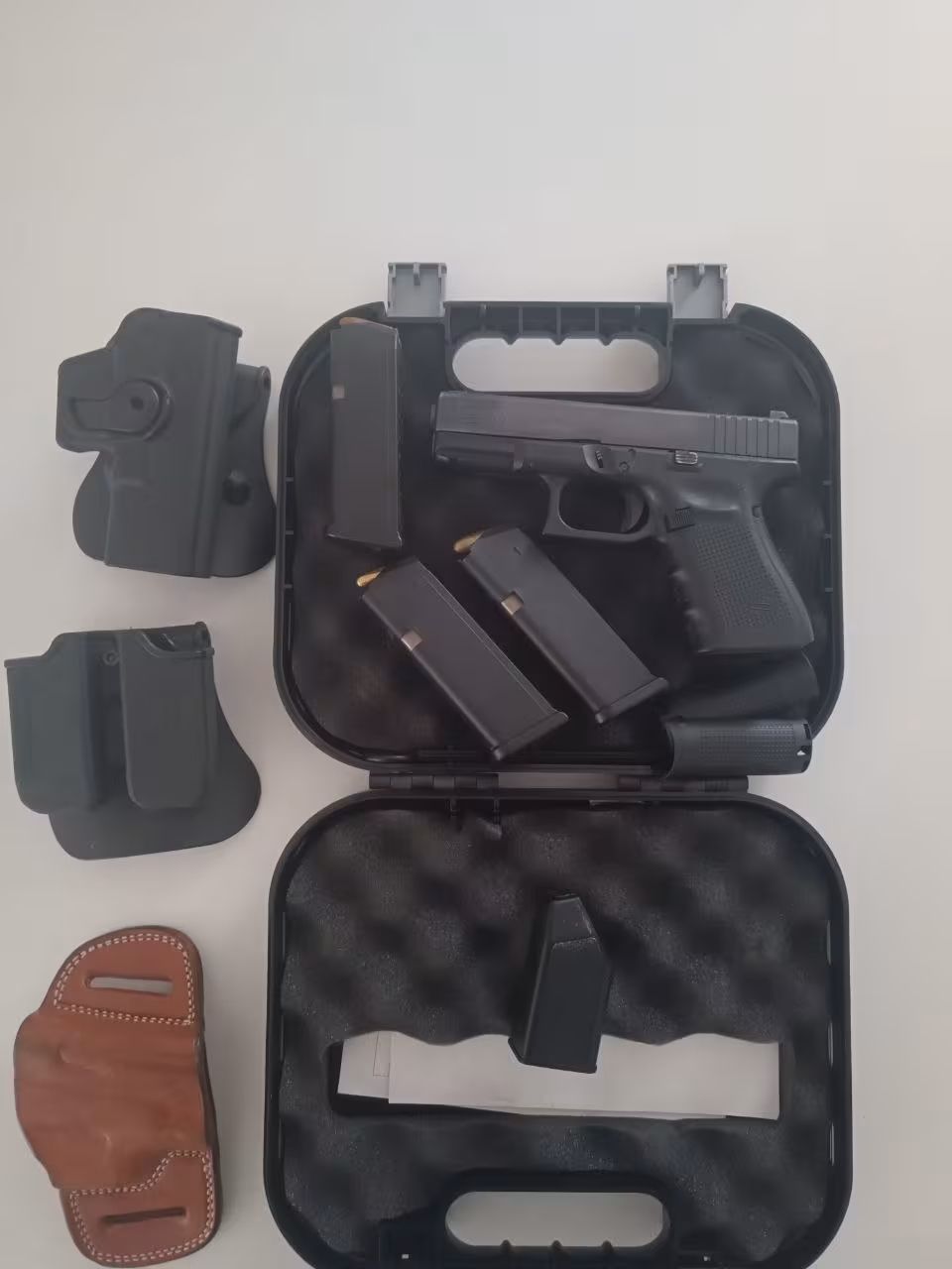 MEMUR EMEKLİSİNDEN SATILIK GLOCK 19 GEN4