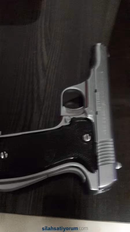 SİLAH RUHSATLIDIRRRR-----/-----/ACIIILLL ILK GELEN ALIR