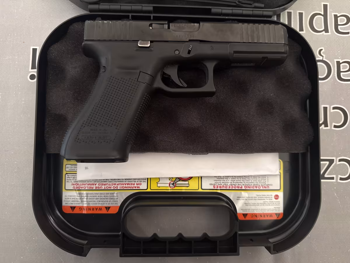 Eczacıdan sıfır kutusunda Glock 17 Gen5