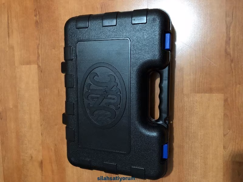 Kamu Görevlisinden satışa hazır, sıfır FN Five Seven + 200 fişek + 3 Şarjör