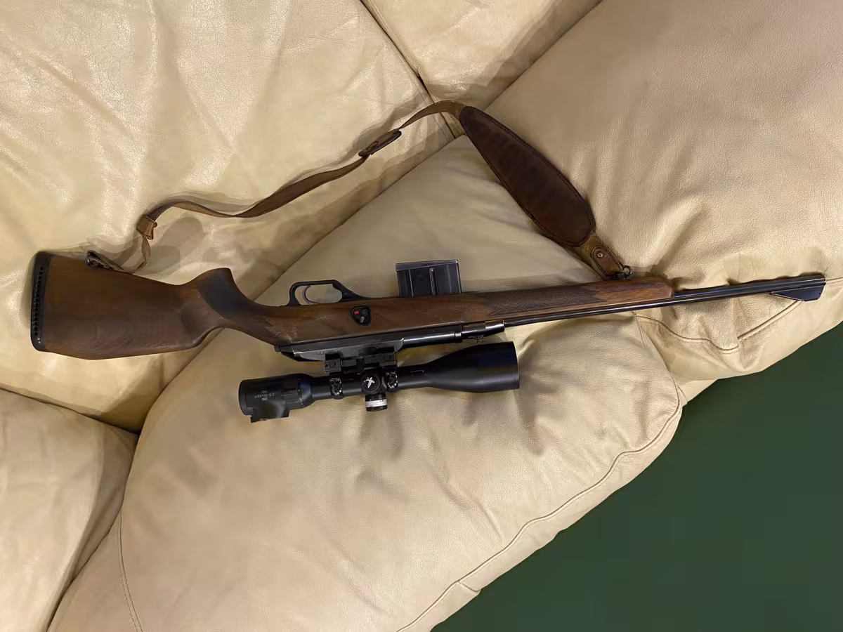 HK 770