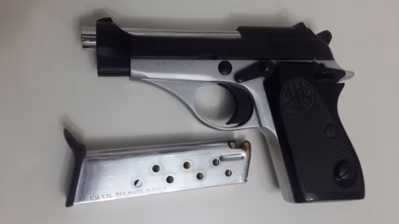 İTALYAN DÜĞMELİ BERETTA 7.65 mm (PIETRO 70 MODELİ)