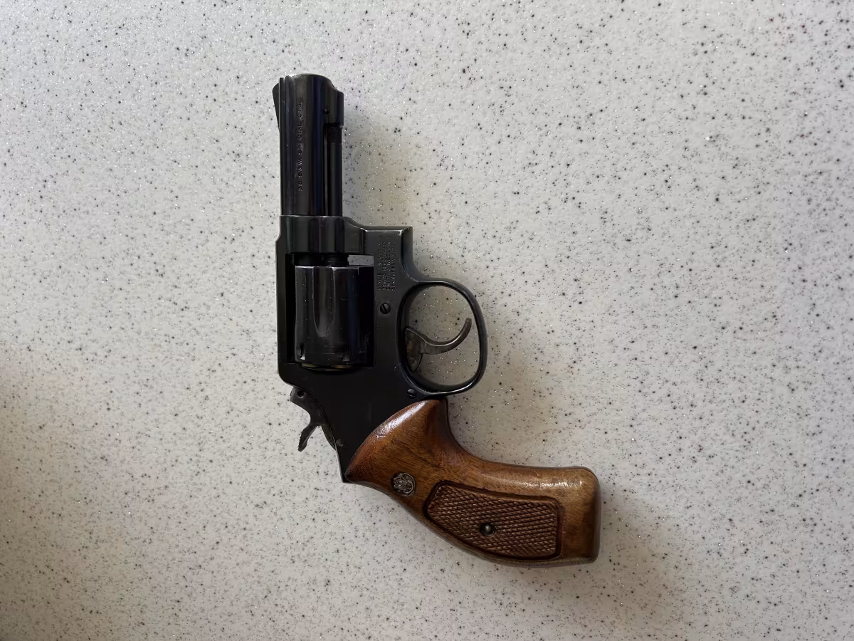 SMITH WESSON MODEL 10