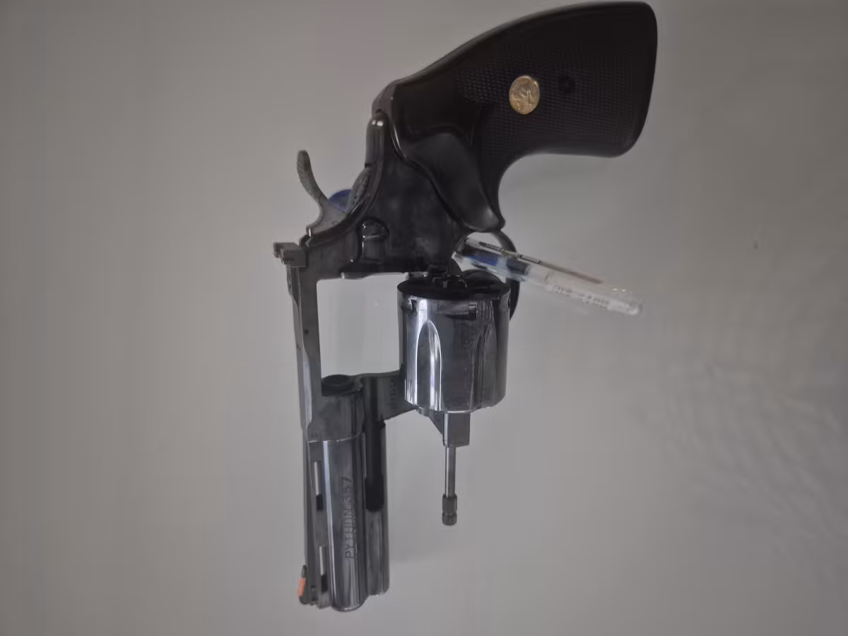 Avukattan Colt Python 4" (4 inç namlu) 3.57 Magnum