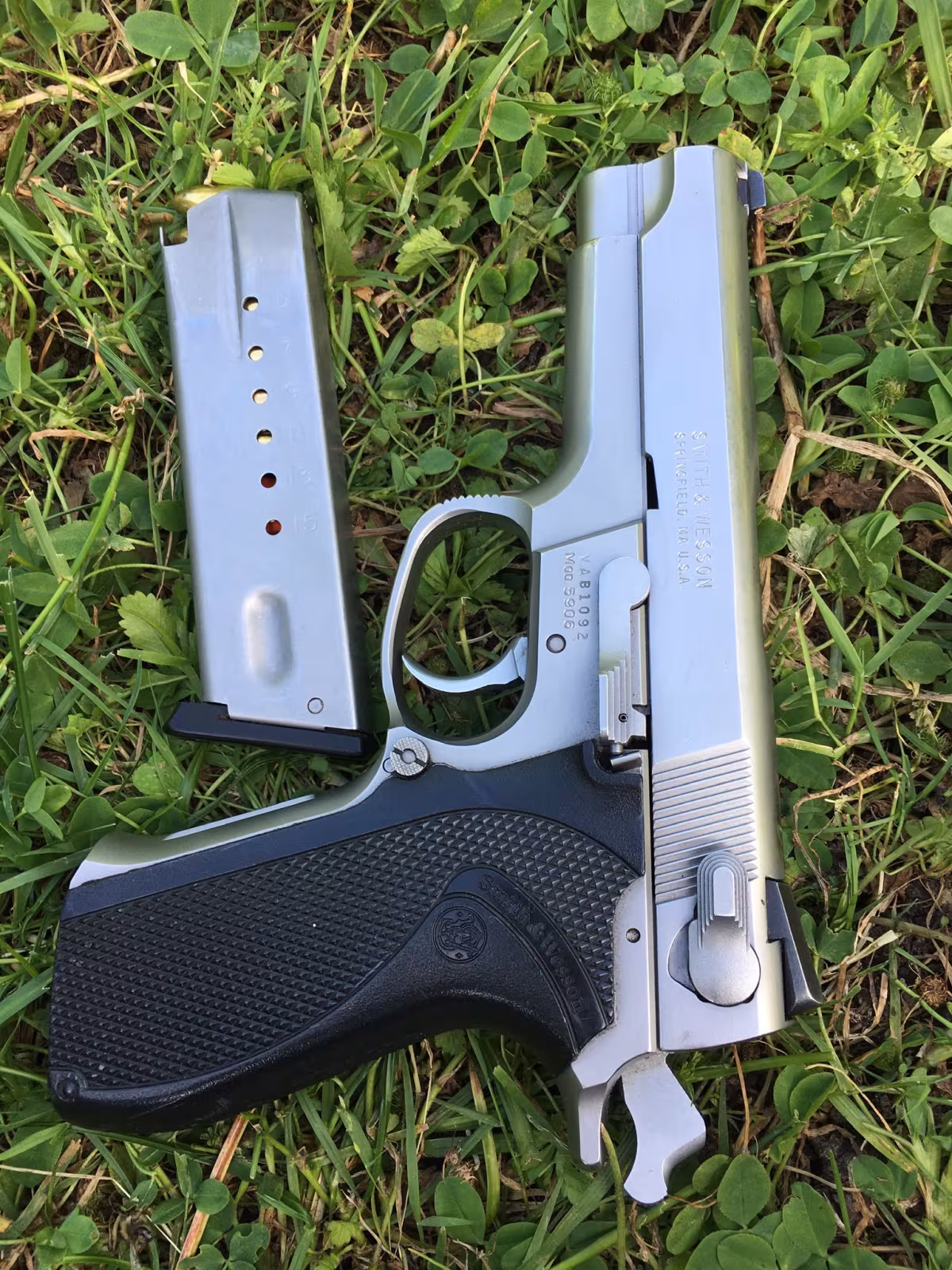 Çok temiz, bakımlı, sıfır ayarında Smith Wesson 5906