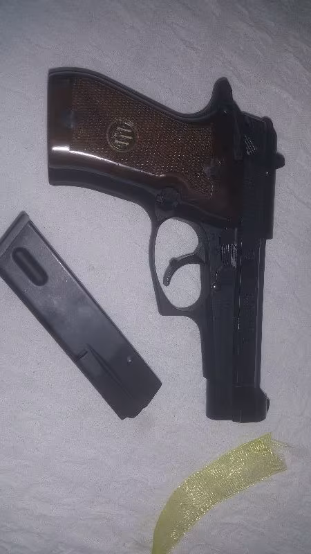 Beretta 84 fs