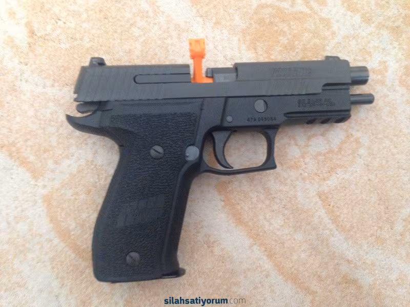 Sıfır kutusunda hiç kullanılmamış P226 Enhanced Elitte