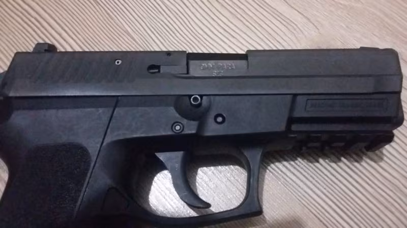 Kamu gorevlisinden sig sauer sp2022