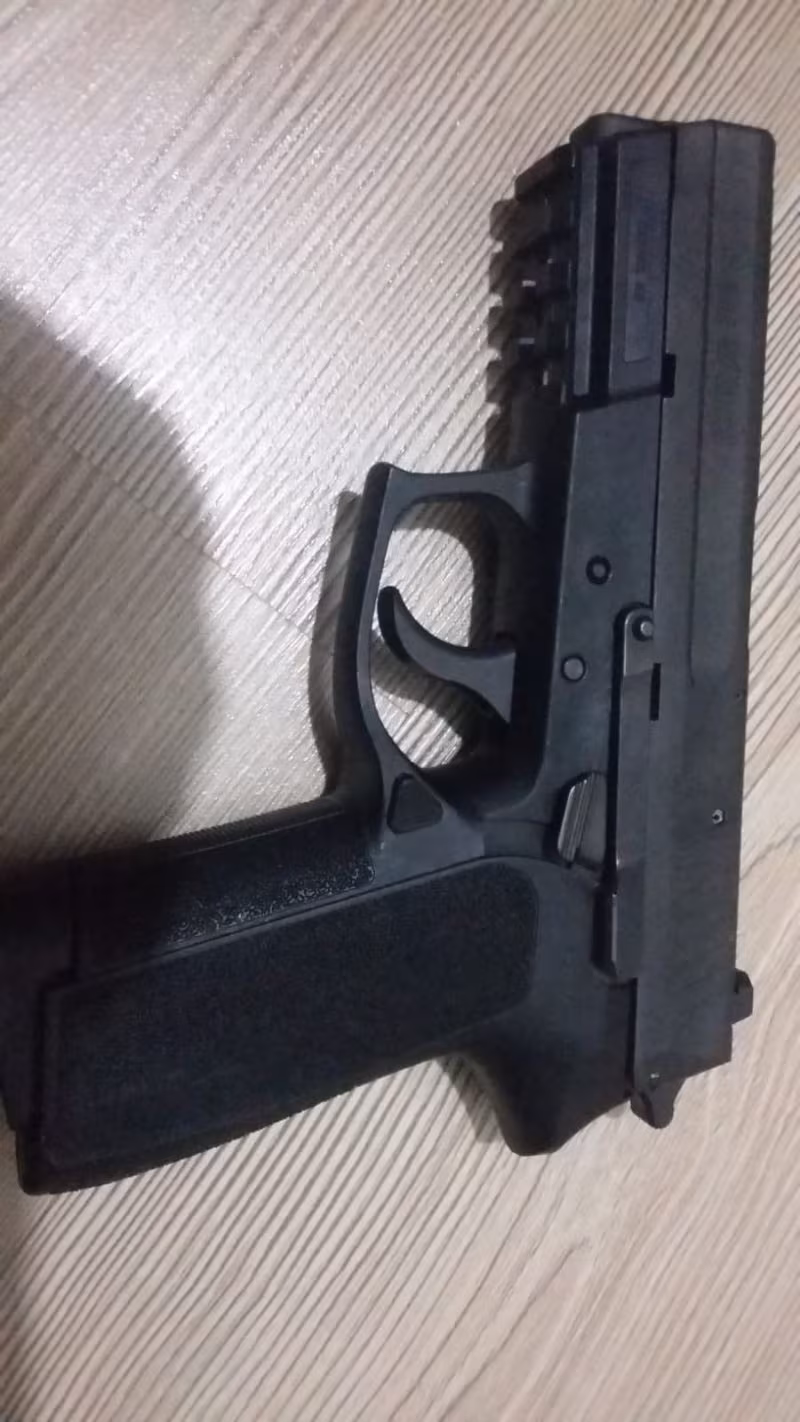 Kamu gorevlisinden sig sauer sp2022
