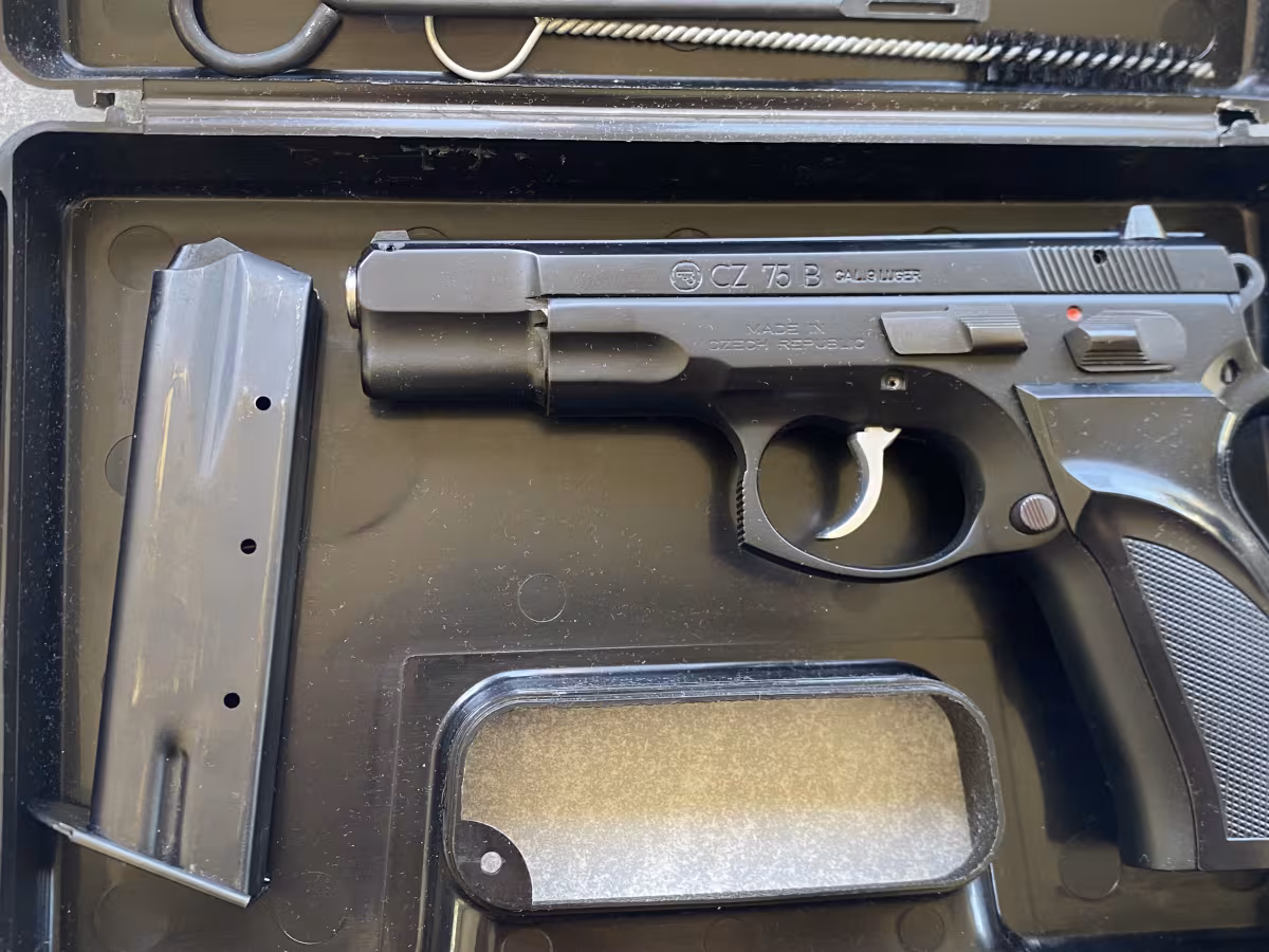 SIFIR AYARINDA CZ 75 B