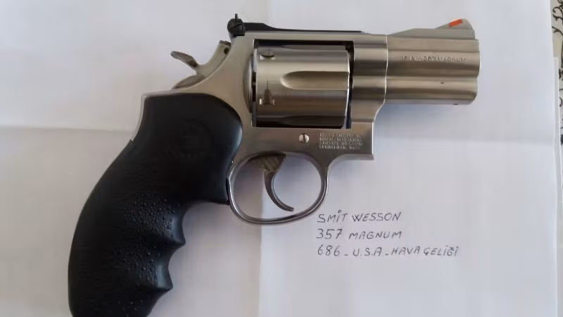 Muharip Gazi'nin Smith & Wesson 357 Magnum