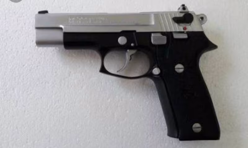 Astra 9 mm A900XS model 17+1 tabanca