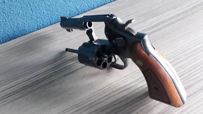 Sahibinden satılık smith wesson