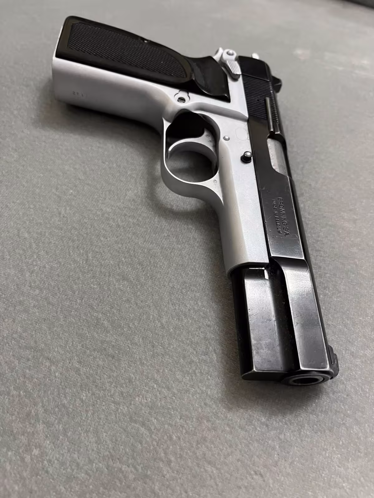 Belçika Browning HP 245 NZ serisi balıklı seri çift emniyet yedek şarjör ve orjinal kılıfıyla