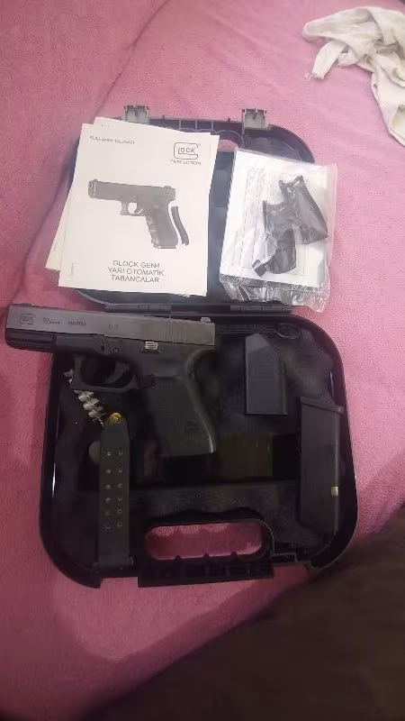 Temiz kullanılmamış glock