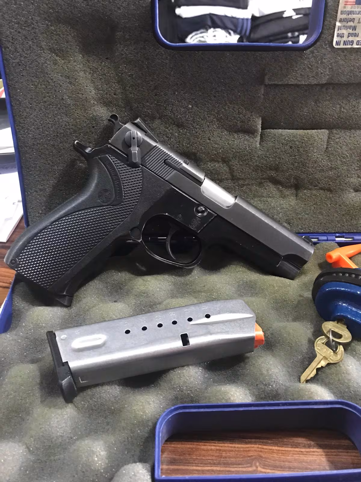 smith wesson tabanca 15+1 5904