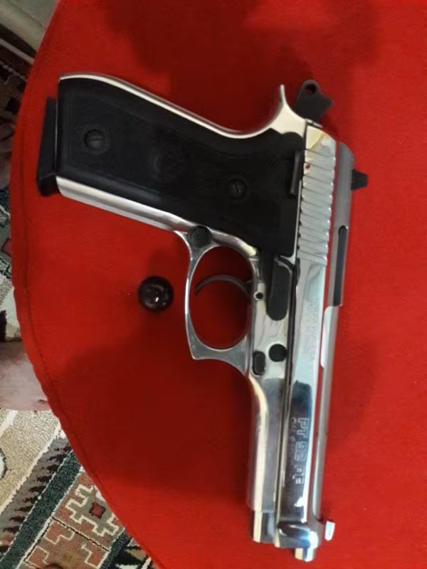 Taurus 92 çok temiz garantili