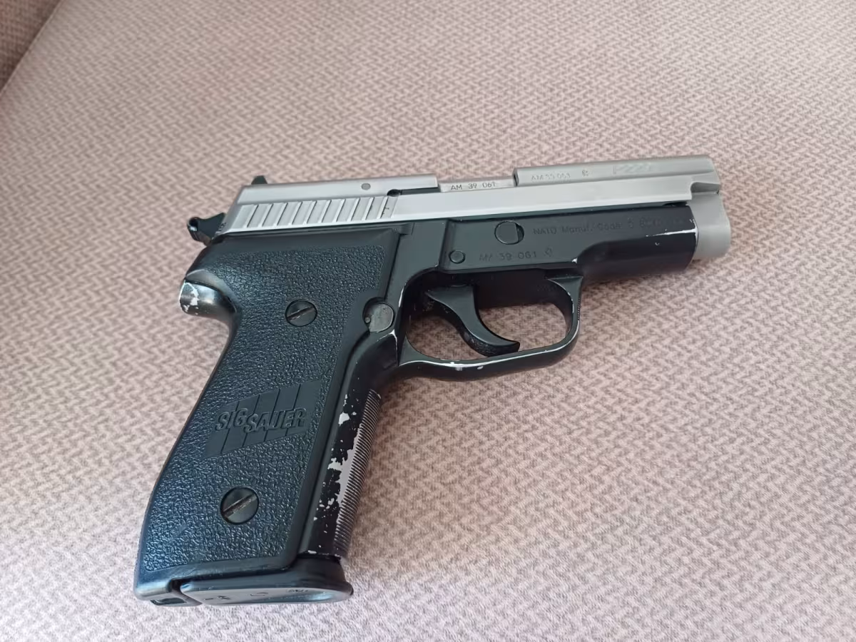 Sig Sauer P229