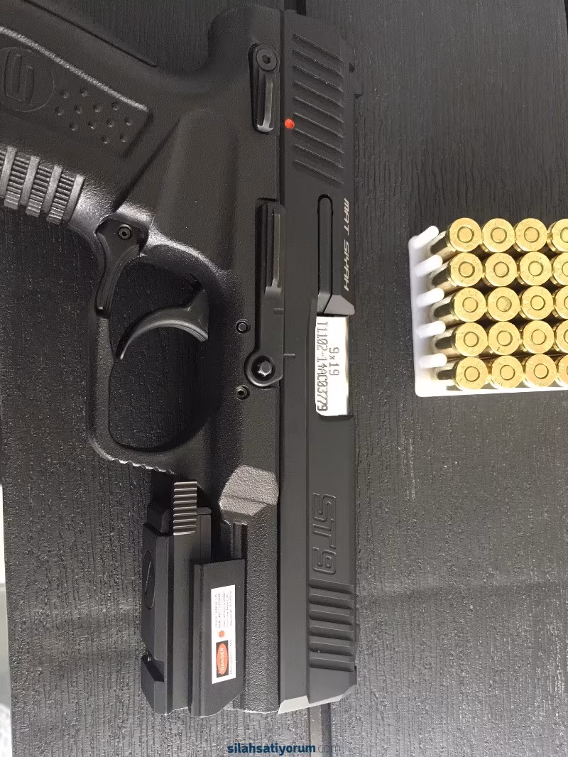 Sarsılmaz st9 lazer pointer lı operasyonel silah