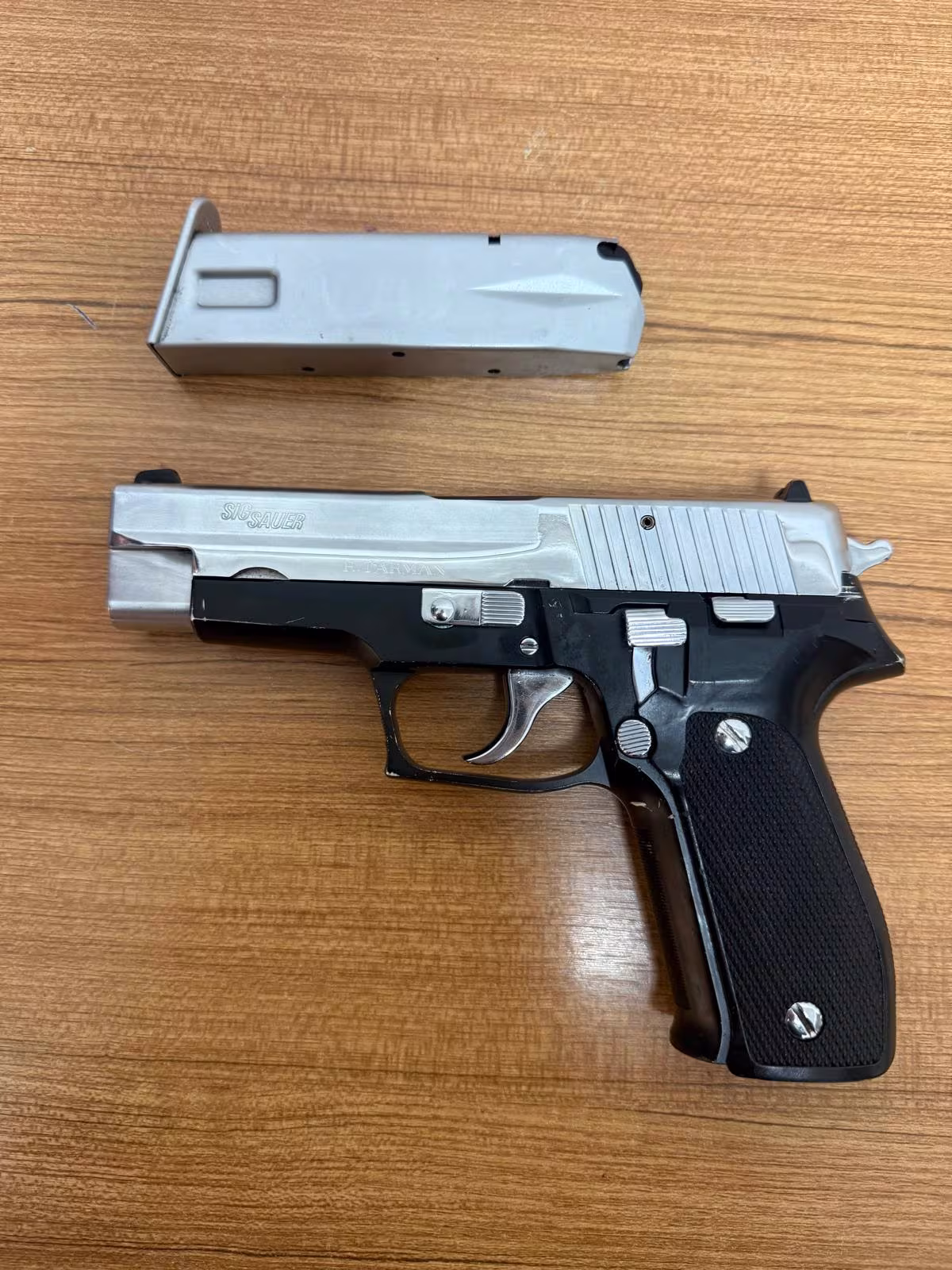 SIG Sauer P226   "MADE IN GERMANY" Gümüş Renkli Sürgü