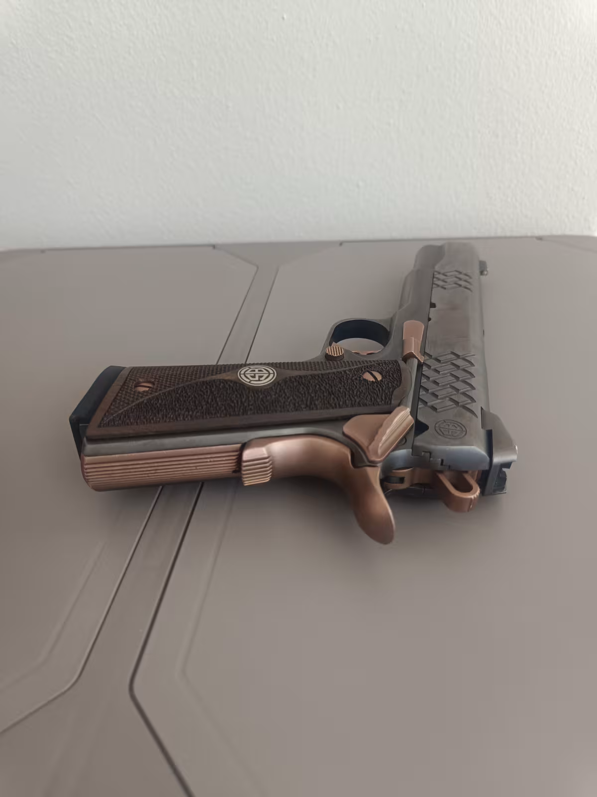 1911 titanyum