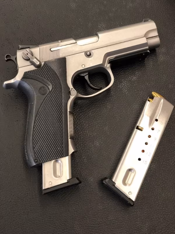 Smith wesson 5906 sıfır ayarında lazer dahil