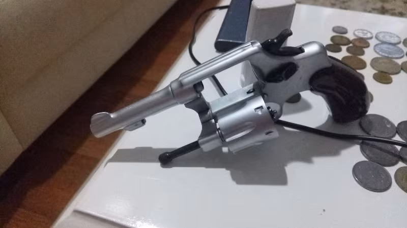 Smith vesson 32 kalibre