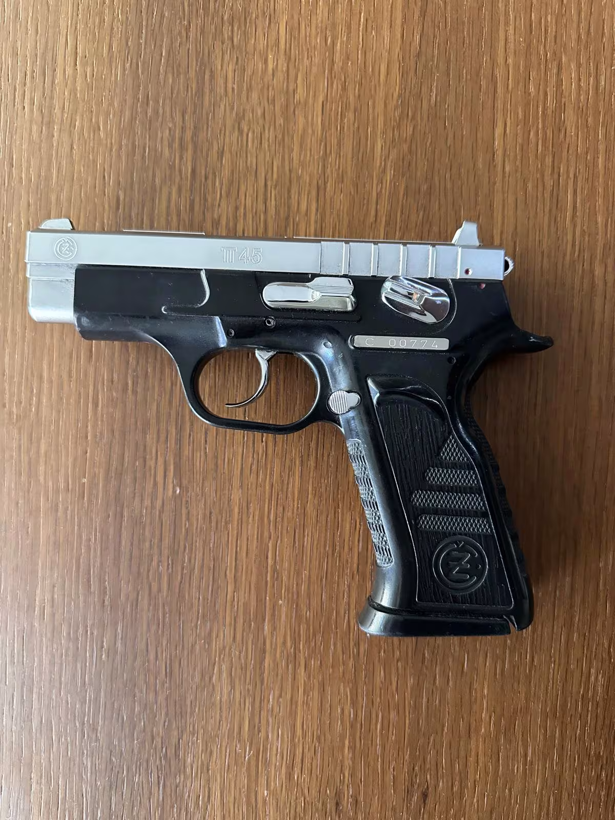 Temiz  CZ TT 45 - 45 Kalibre Tabanca