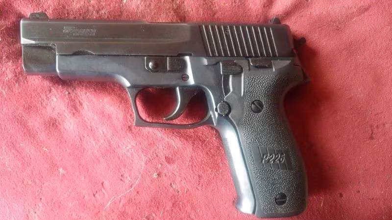 SATILIK SIFIR AYARINDA  SİG SAUER   P226