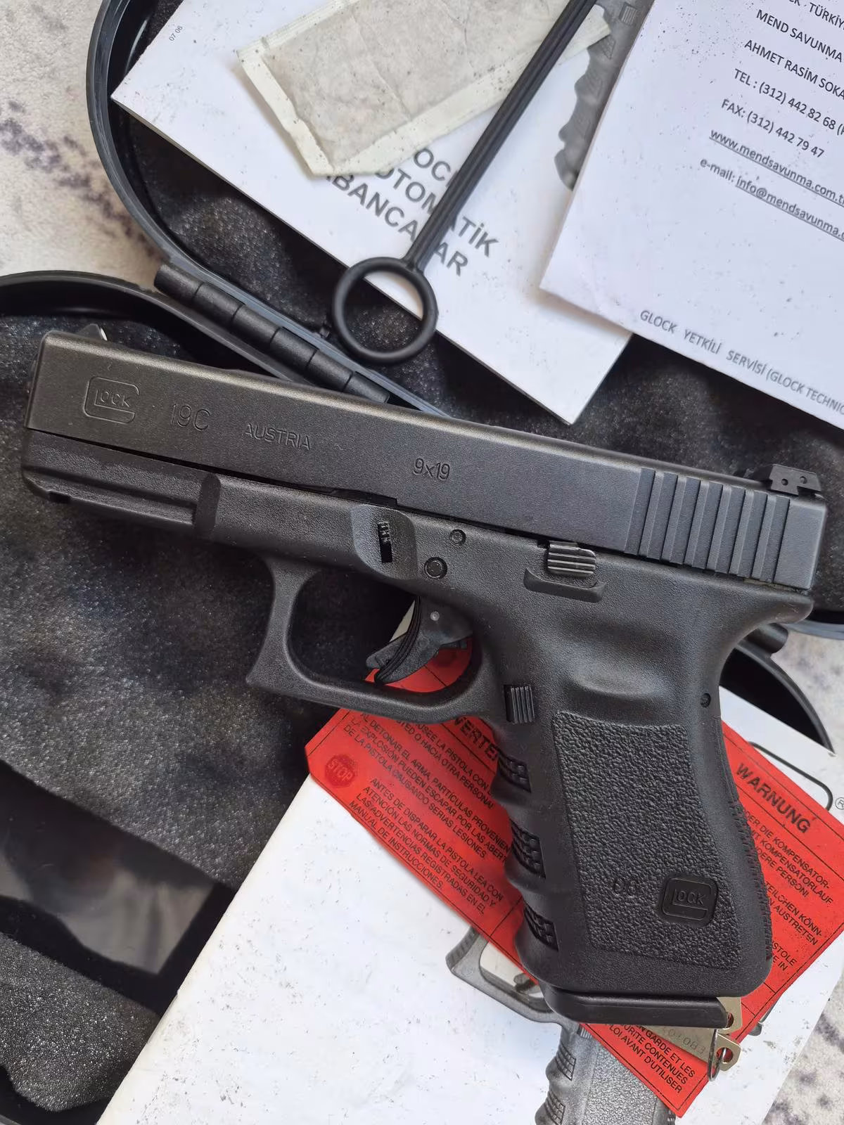 ANAHTARLI KOMPANSATÖRLÜ GLOCK-19C