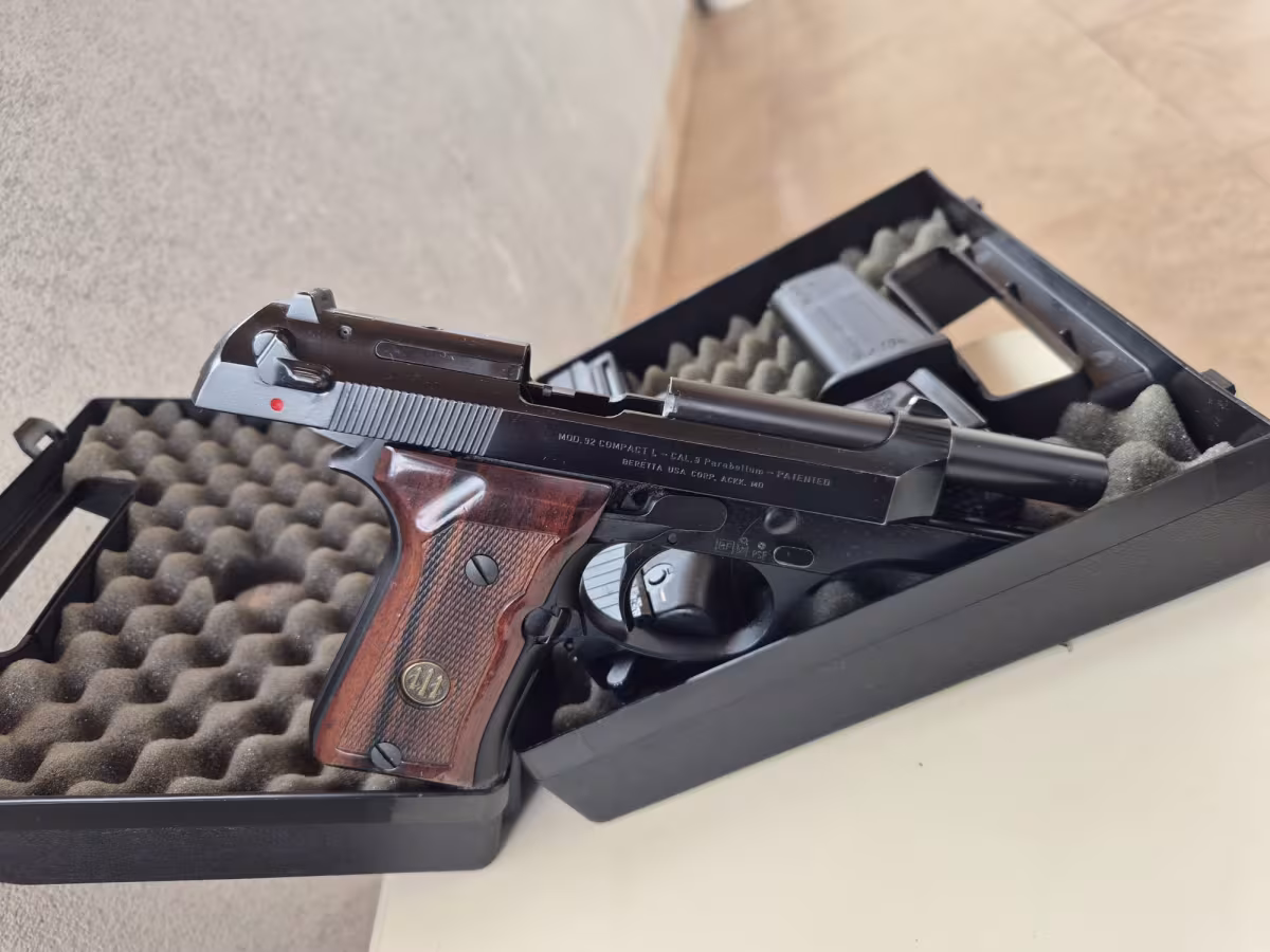 BERETTA 92 FS COMPACT