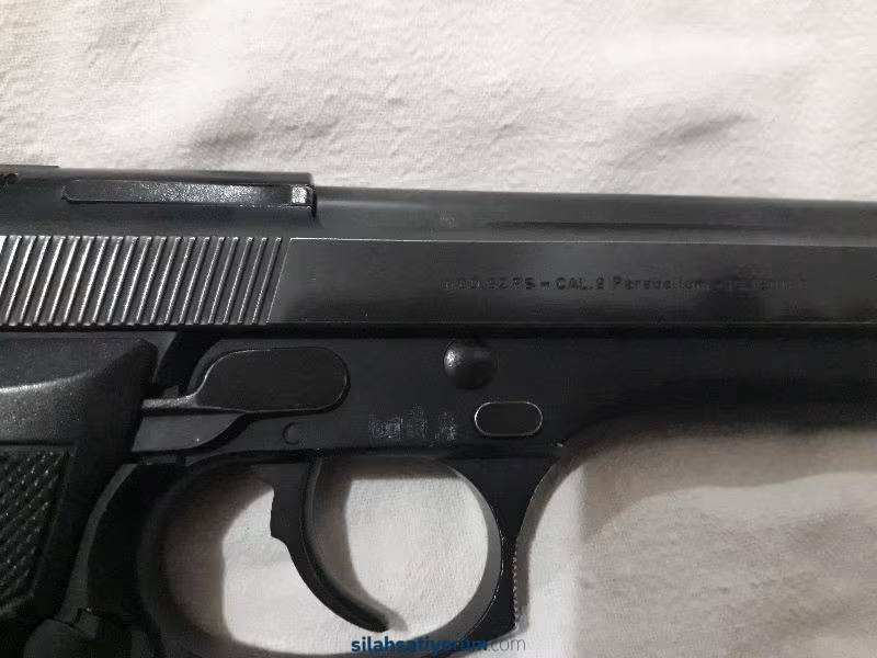 BARETTA
